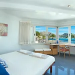 Apt Magnifics With Sea View By Js Villas